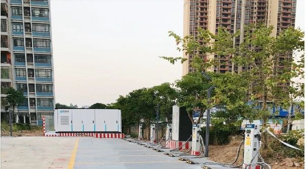 瞄准安全、经济、使用寿命，3044永利：液冷技术“破局”工商业储能三大痛点！